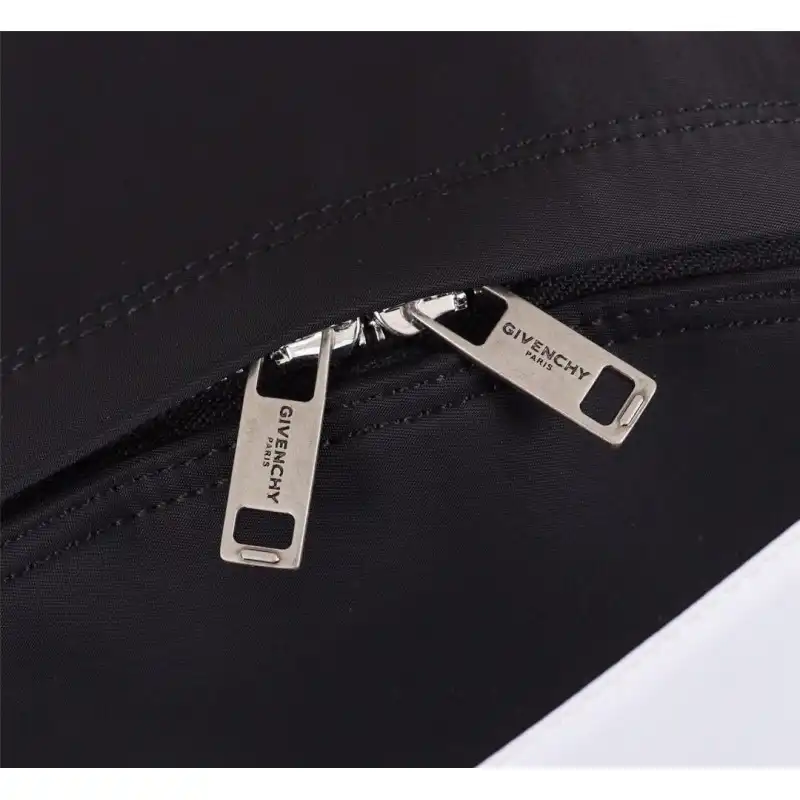 Givenchy Bags 1910GIV0037