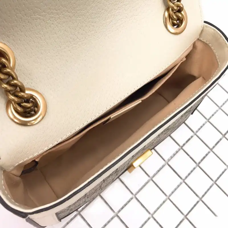 G*u*i bags 19b57g0018