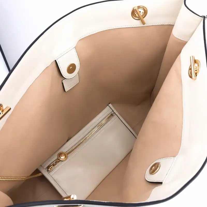 G*u*i bags 19b57g0034