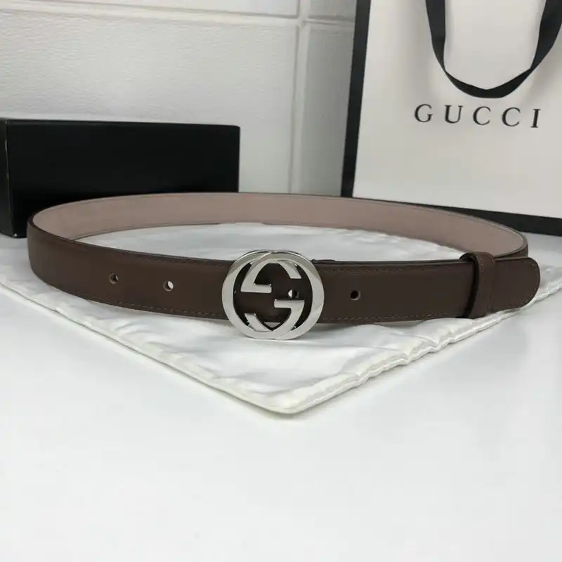 G*u*i s belt 2009xf0025