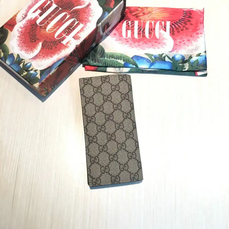 G*u*i bags 20guc0070