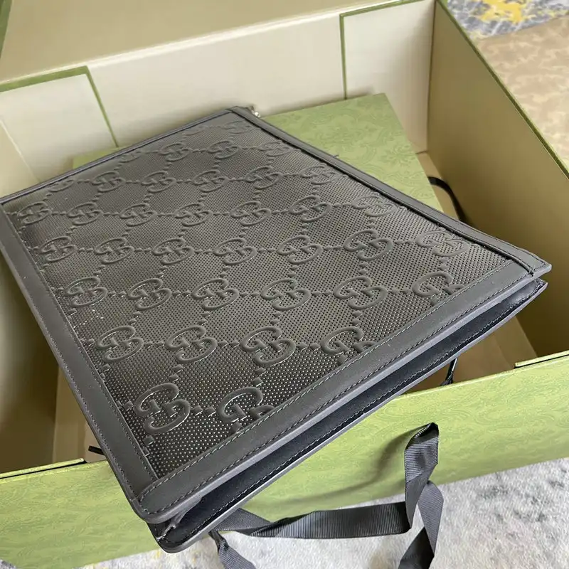 G*u*i bag 2110dj0034