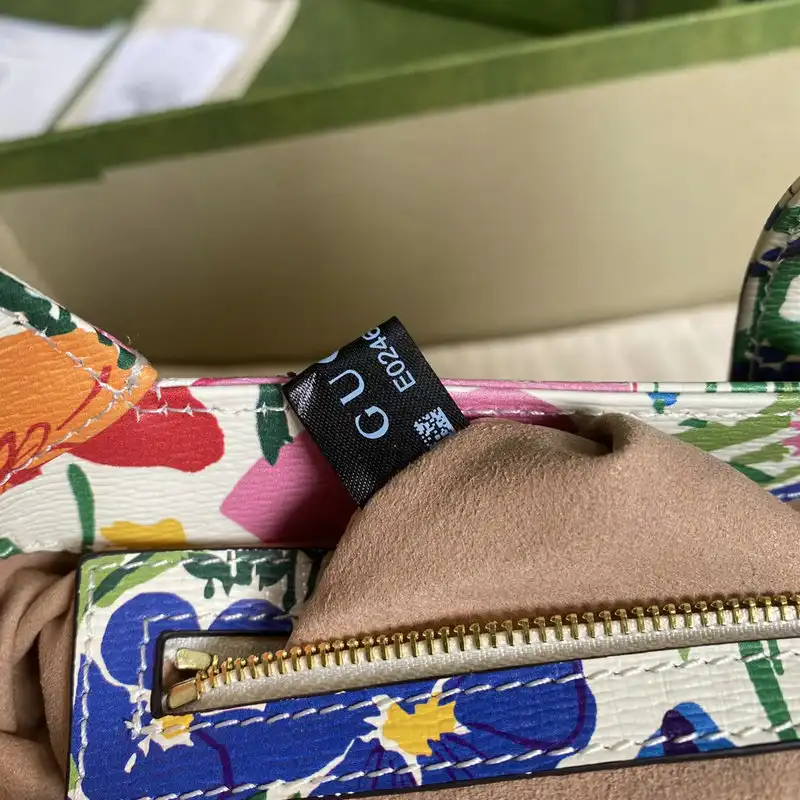 G*u*i bag 2112ya0074