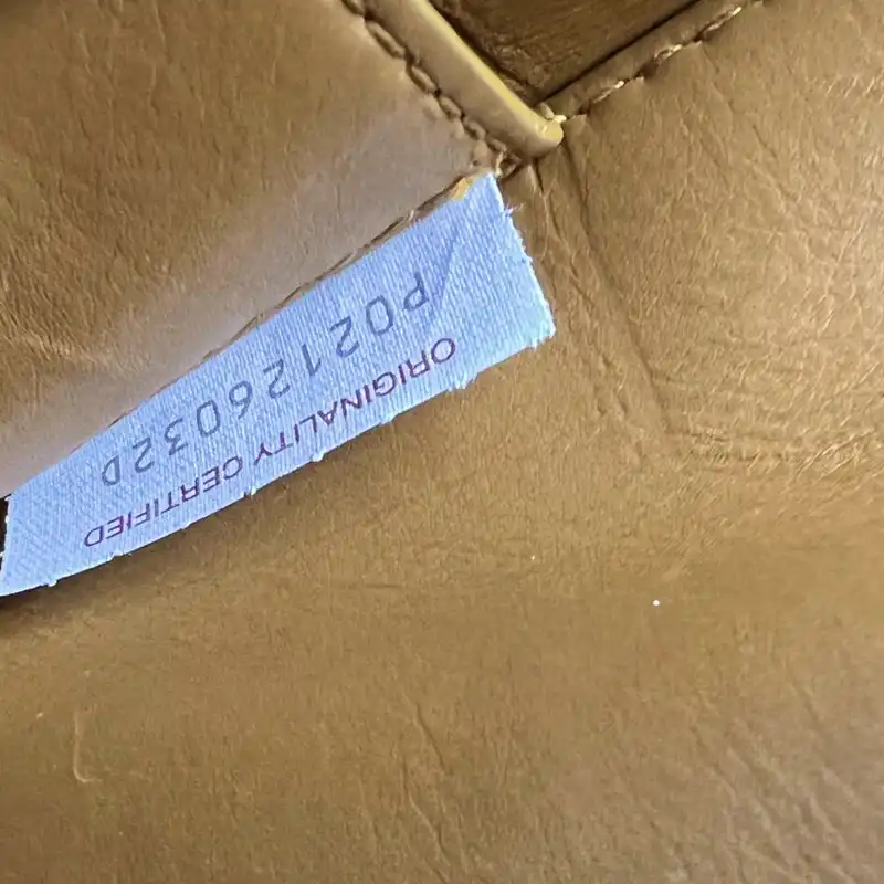 Bottega Veneta Bag 2209SF0019