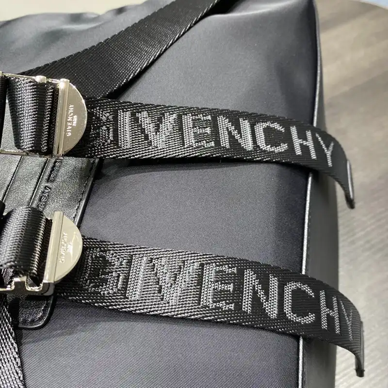 Givenchy Bag 2209SW0067