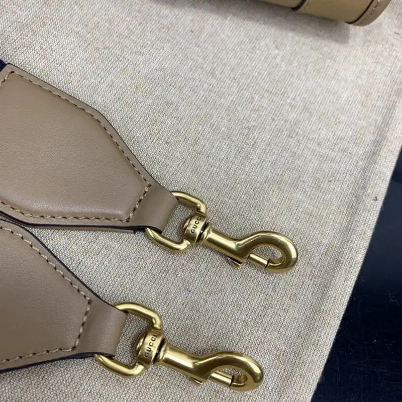 G*u*i bag 2211ya0026