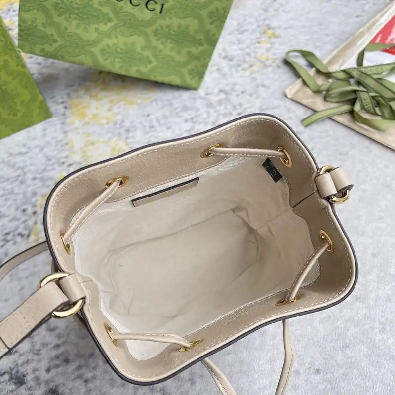 G*u*i bag 2212dj0030