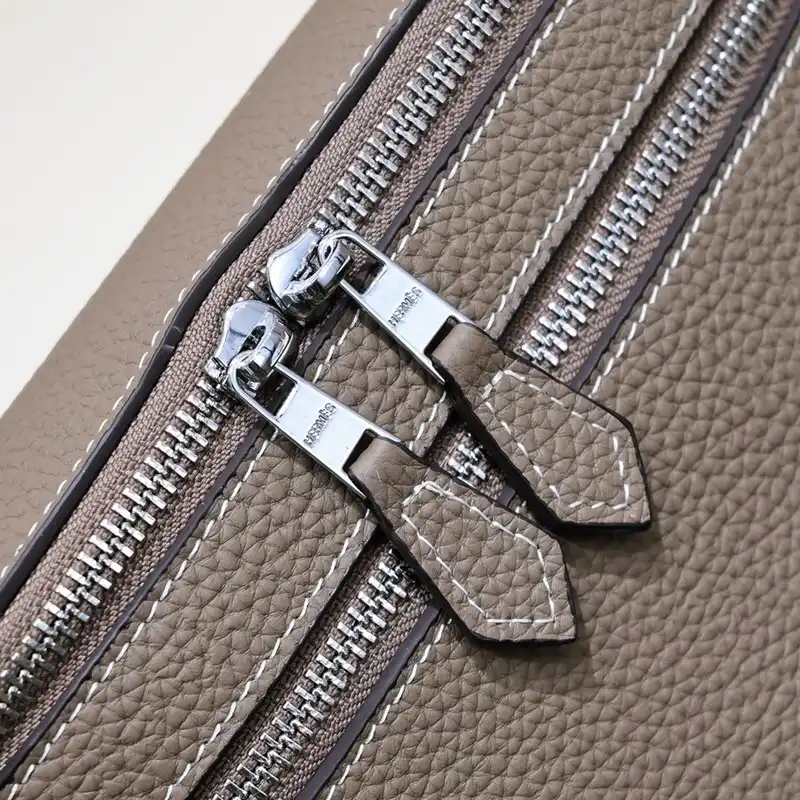 Hermès Bag 2212YZ0034