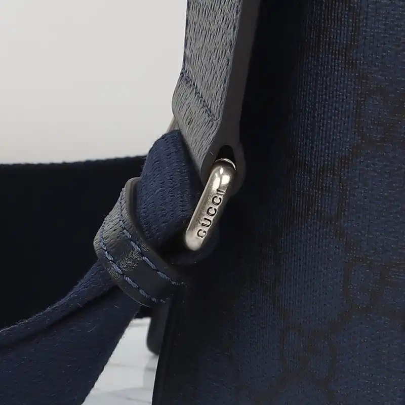 G*u*i bag 2309ya0107