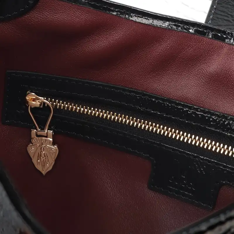 G*u*i bags 2405ya0116