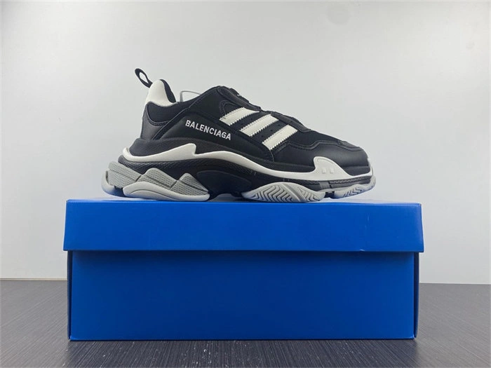 Comfortable BLCG TRIPLE S SNEAKER 710021 W3RN3 4479