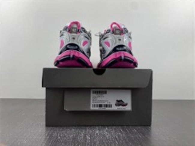 Balenciaga 7.5  772774-W3RBW- UrbanStyle 4350