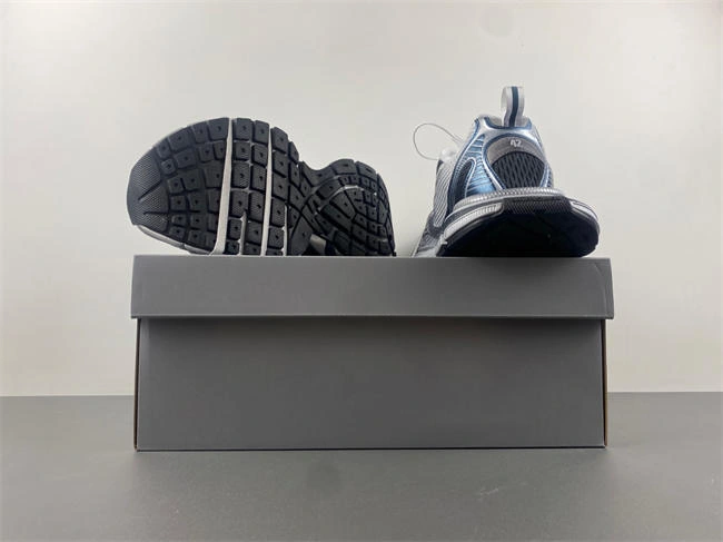 SportInspired Balenciaga IAGA -PHANTOM SNEAKER 734734 W3XL5- 4327