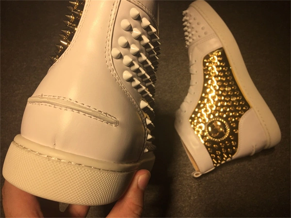 Christian Louboutin Bold 2685