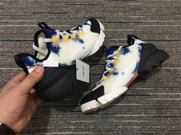 DR  Sneakers Unique 1333