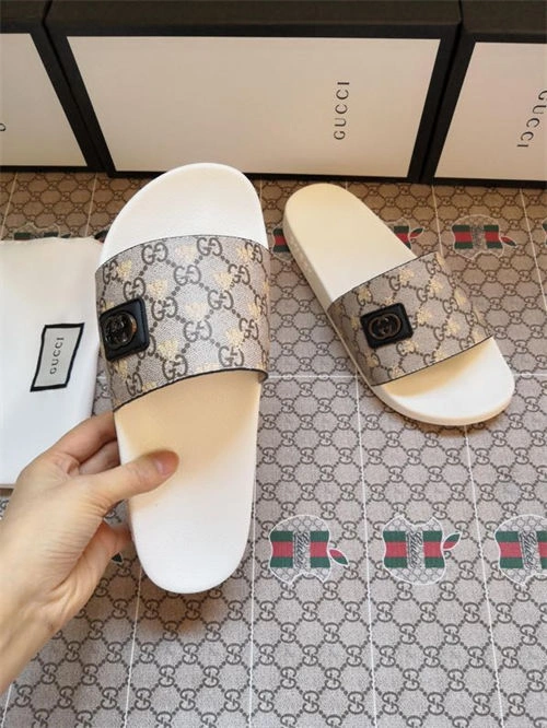 WellDesigned Gocci Slipper 5690