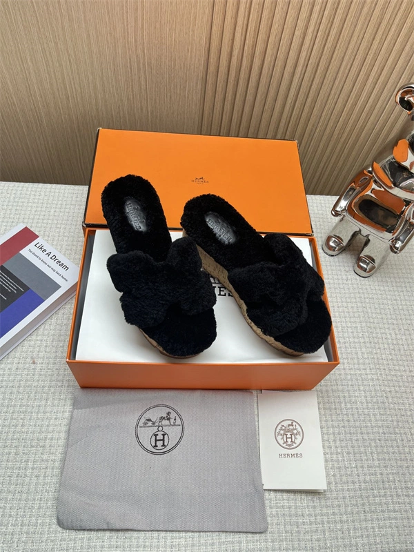 H Slipper Stylish 2384