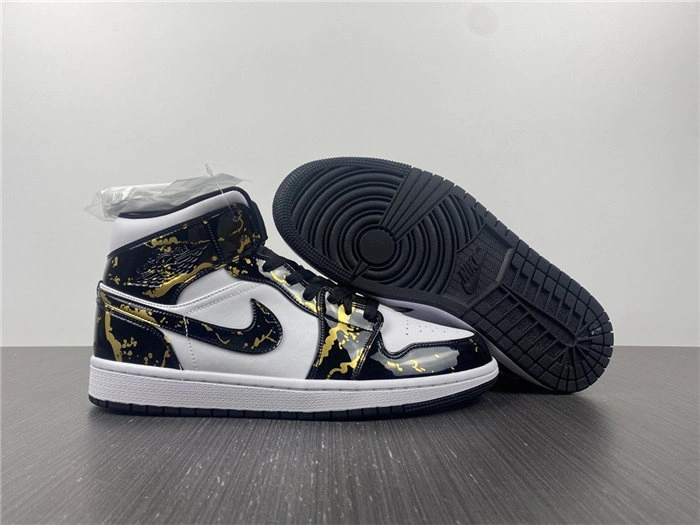 JORDAN 1 MID 554724- Sporty 3720