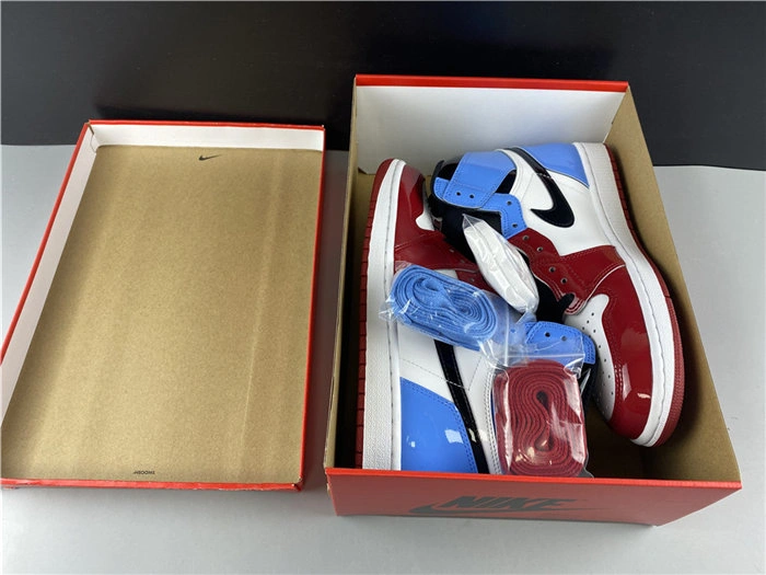 Jordan1 Fearless UNC Chicago CK5666- Seasonal 3754