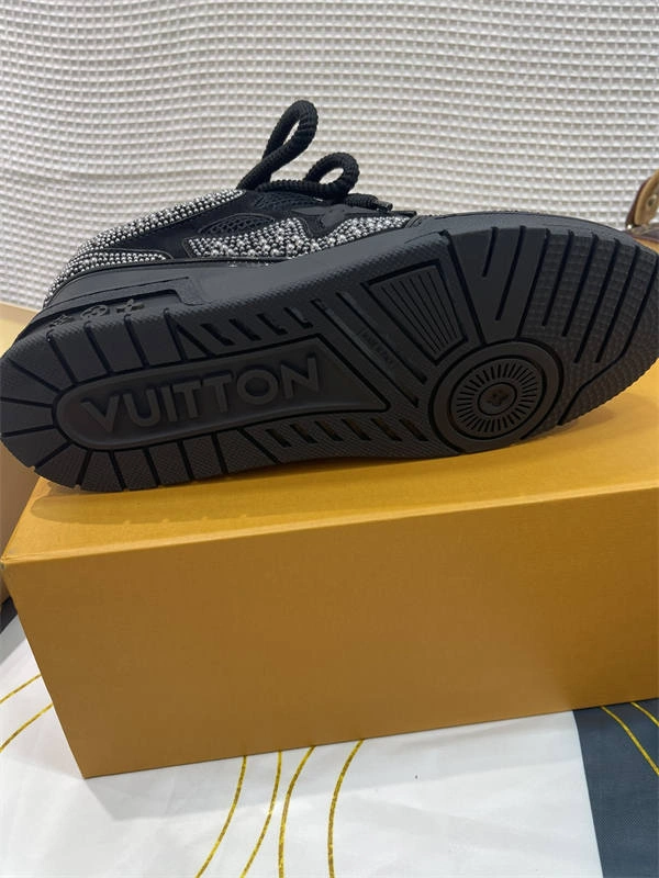 LV WellDesigned 1753