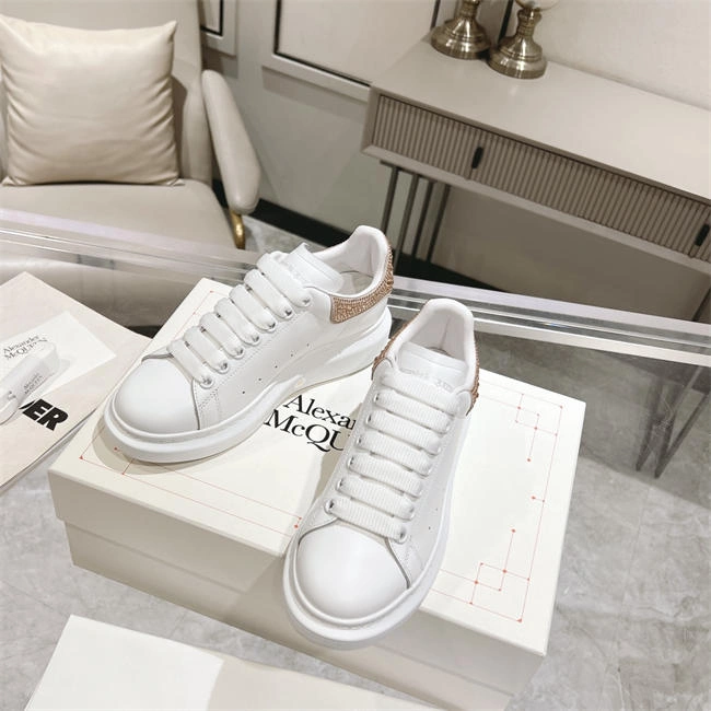 Stylish McQueen Sneaker 2482