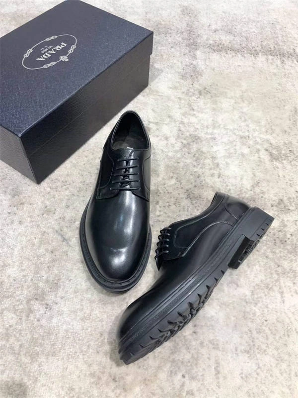 PRADA TimelessDesign 3240