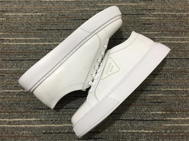 Prada Leather Sneaker MultiPurpose 3325