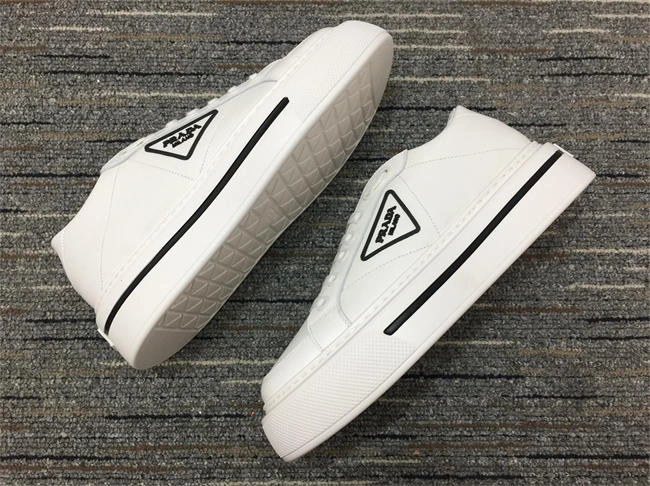 Prada Leather Sneaker Premium 3323
